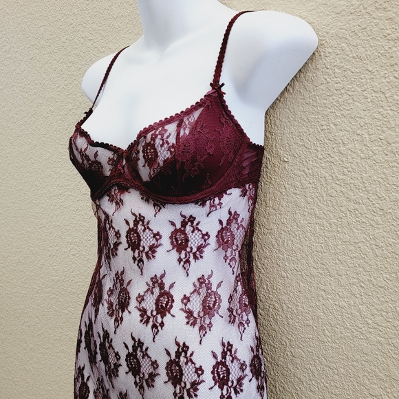 Victorias Secret Lace Chemise - Picture 4 of 13
